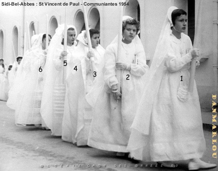 COMMUNIONS SIDI BEL ABBES A SAINT VINCENT DE PAUL 1954.JPG